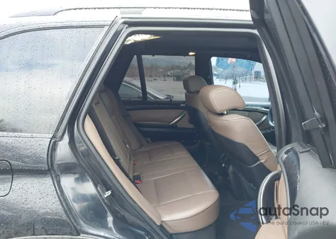 2005 BMW X5 4.4I z USA, uszkodzony, nr VIN 5UXFB535X5LV16508